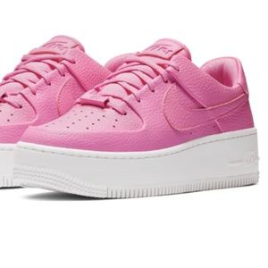 Nike Air Force 1 Sage Low